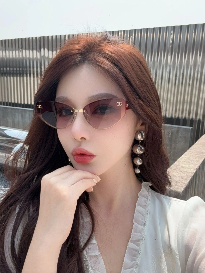 Stretchable Chanel Sunglasses 278556