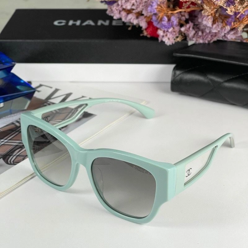 Attractive Chanel Sunglasses 278543