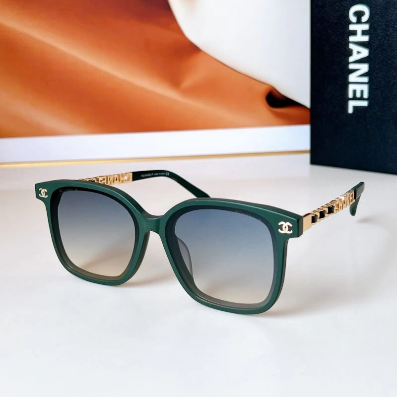 Trendsetting Chanel Sunglasses 278529