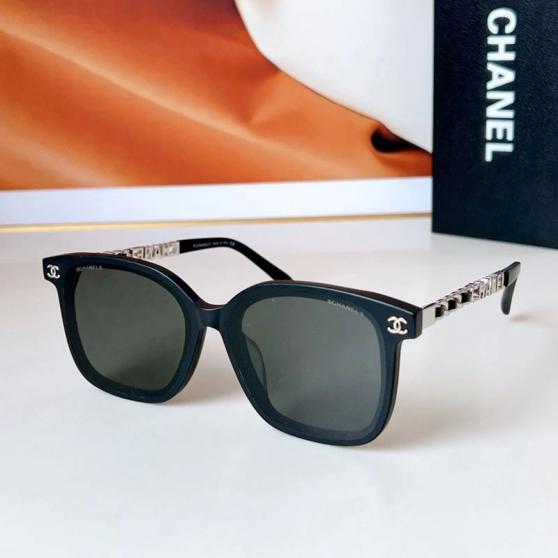 Trendsetting Chanel Sunglasses 278529