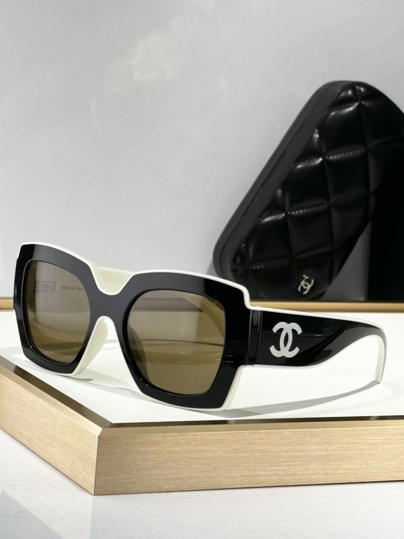 Sporty Chanel Sunglasses 278520