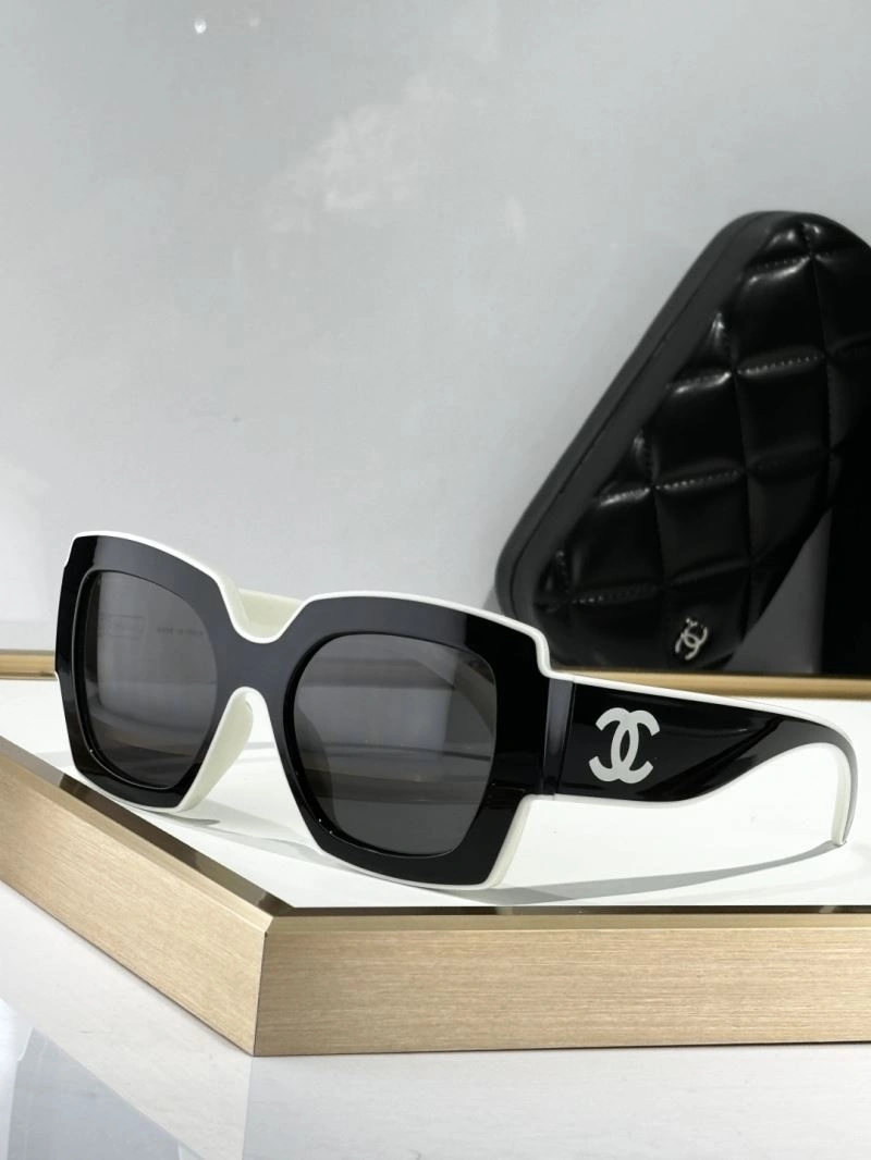 Sporty Chanel Sunglasses 278520