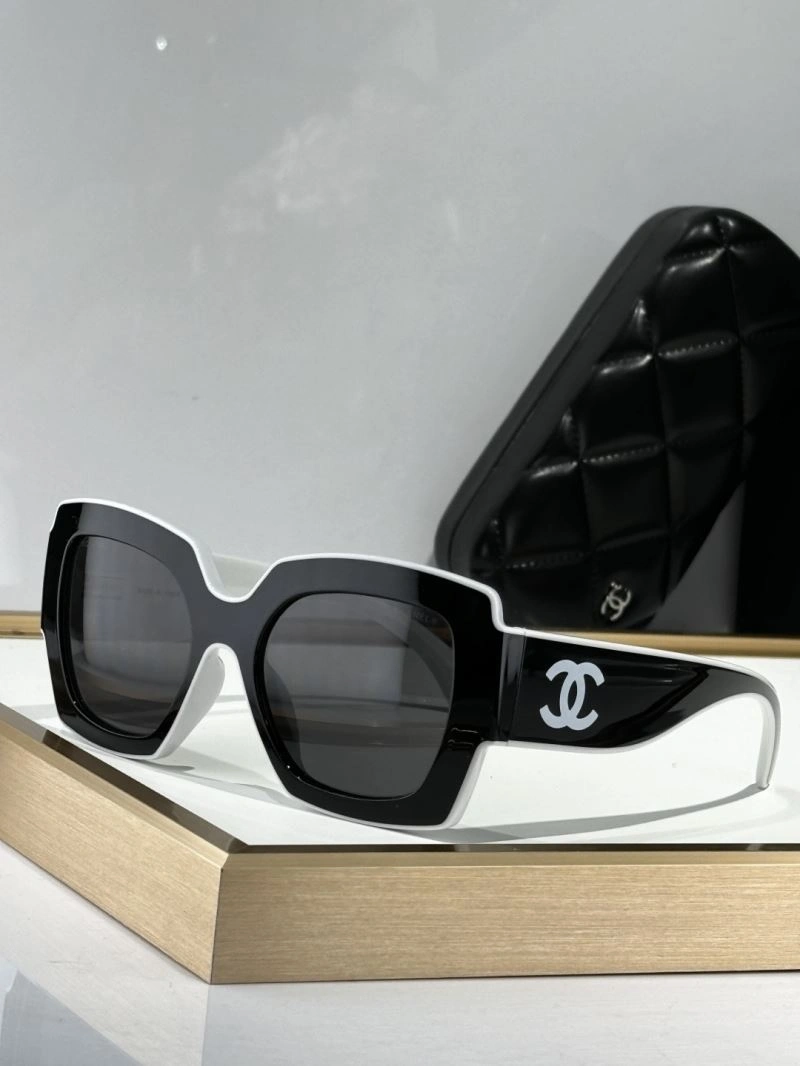 Sporty Chanel Sunglasses 278520
