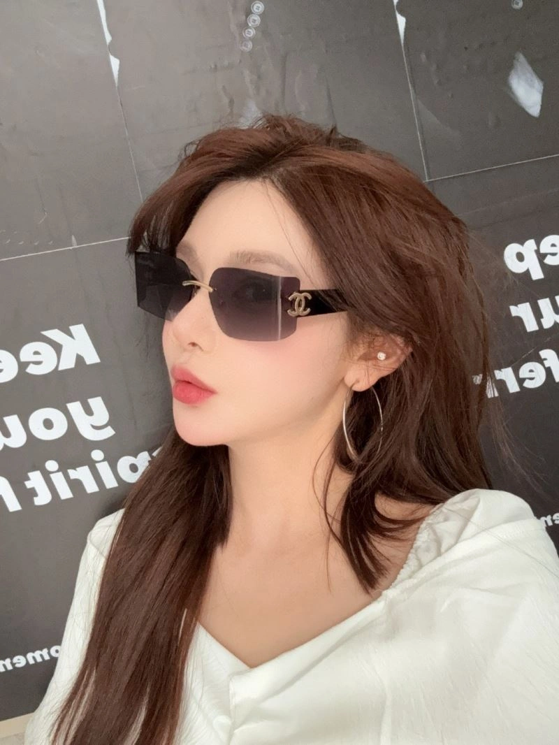 Durable Chanel Sunglasses 278487