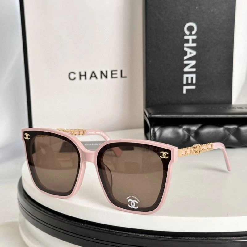 Chanel Sunglasses Versatile 278481