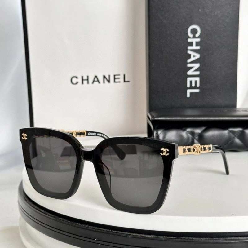 Chanel Sunglasses Versatile 278481