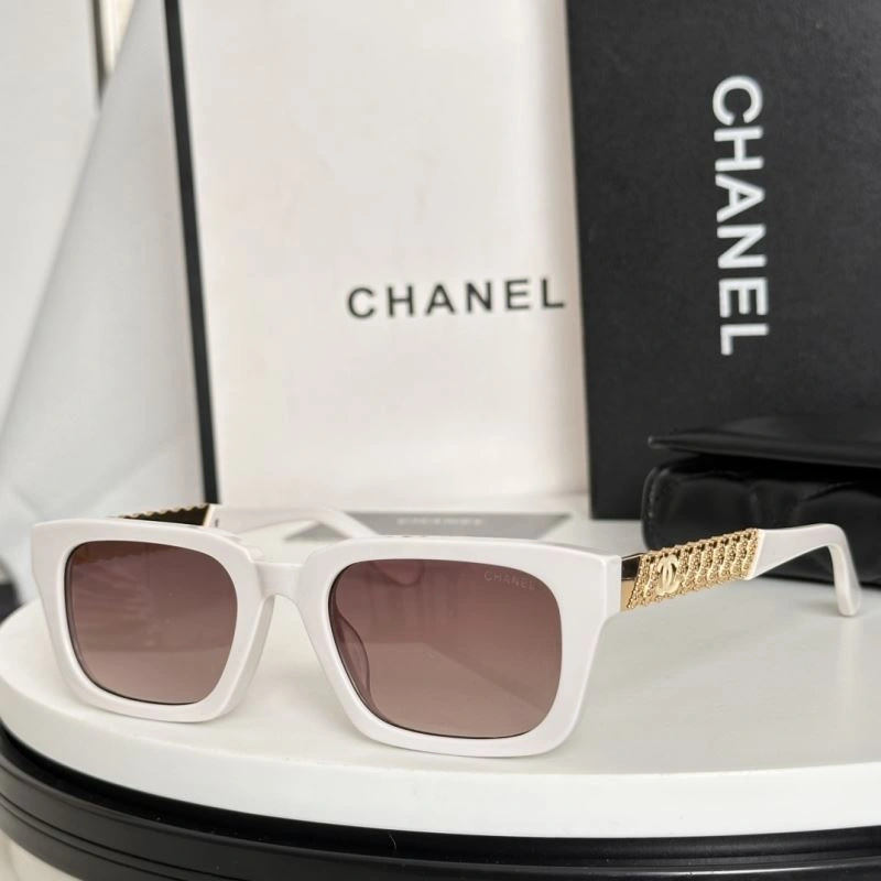 Chanel Sunglasses EyeCatching 278479