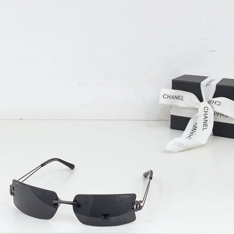Chanel Sunglasses Bold 278453
