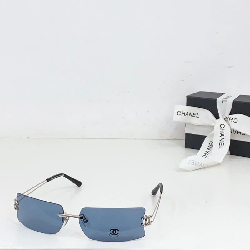 Chanel Sunglasses Bold 278453