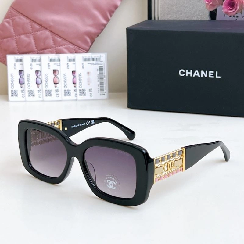 Lightweight Chanel Sunglasses 278451