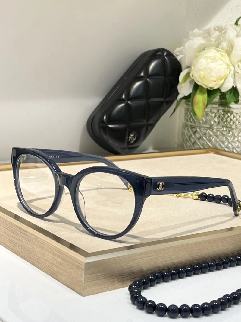 Chanel Sunglasses Minimalist 278470
