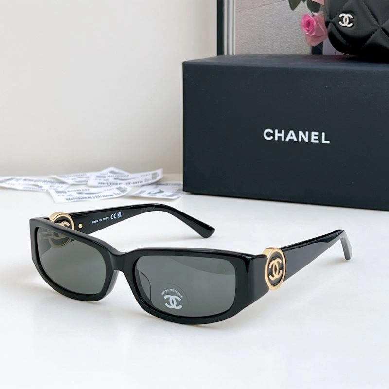 Chanel Sunglasses TravelReady 278450
