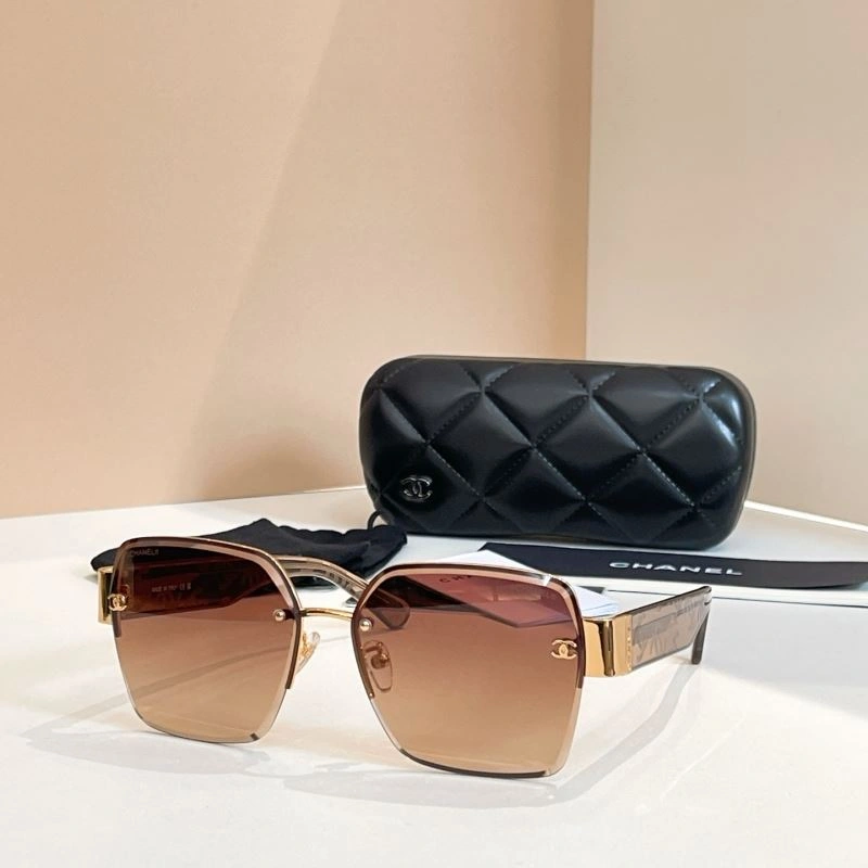Chanel Sunglasses Modern 278425