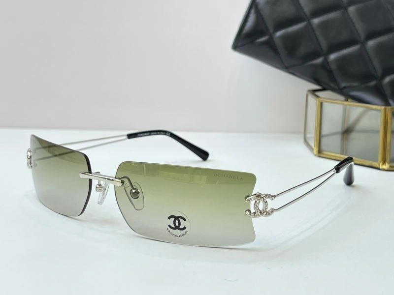Attractive Chanel Sunglasses 278435