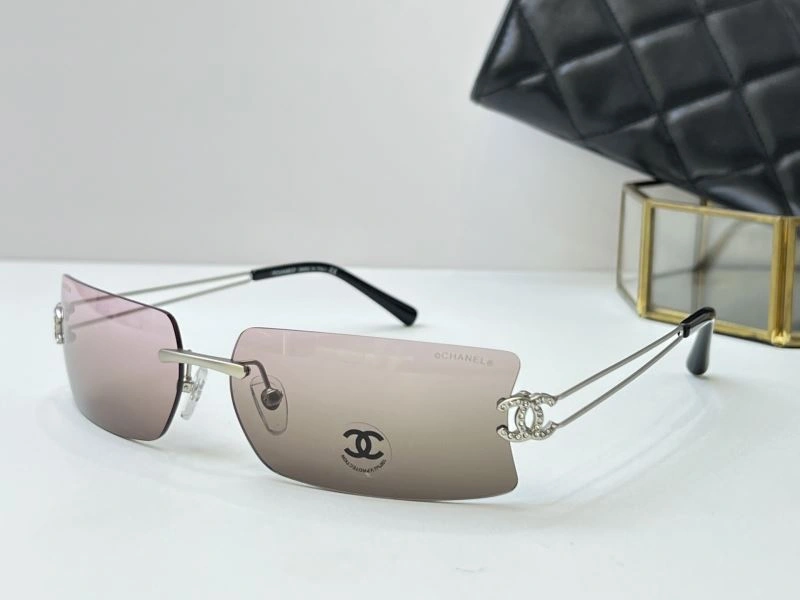 Attractive Chanel Sunglasses 278435