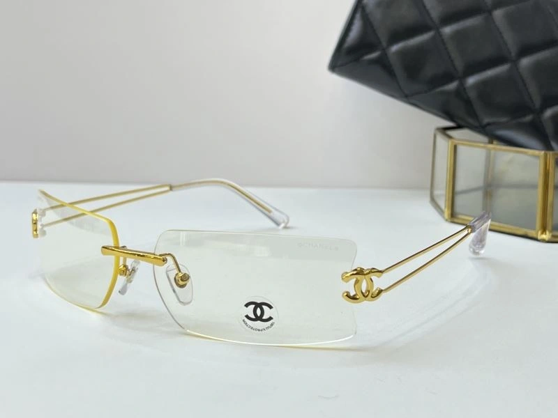 Attractive Chanel Sunglasses 278435