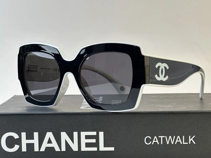 Chanel Sunglasses Durable 278443