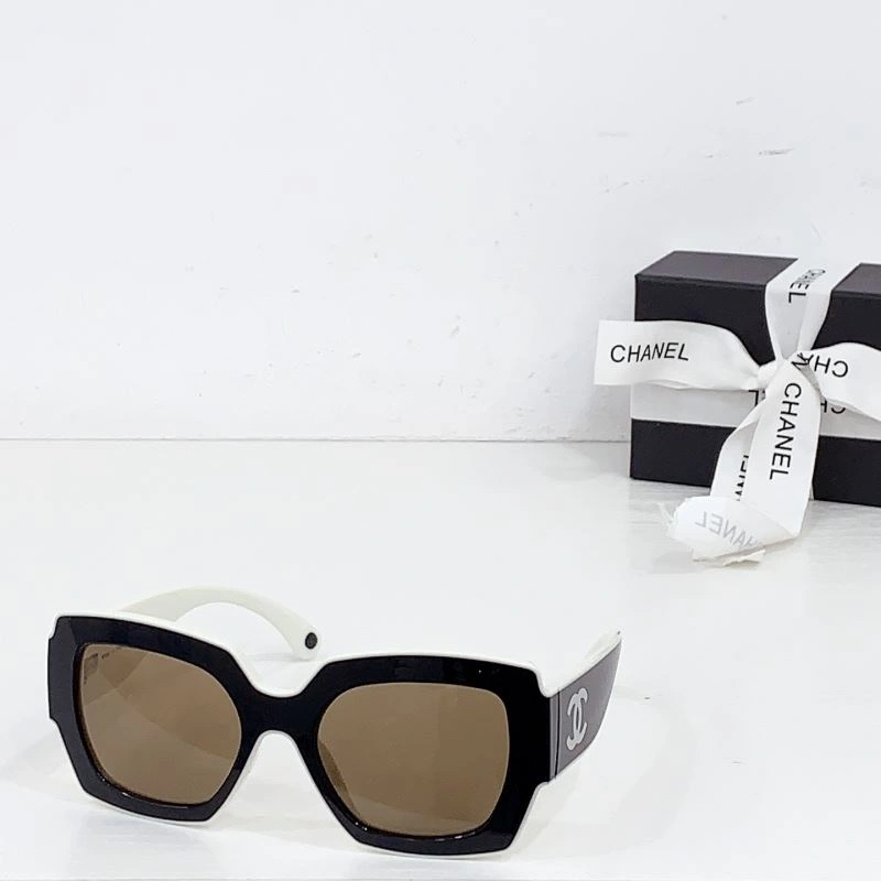 Chic Chanel Sunglasses 278437