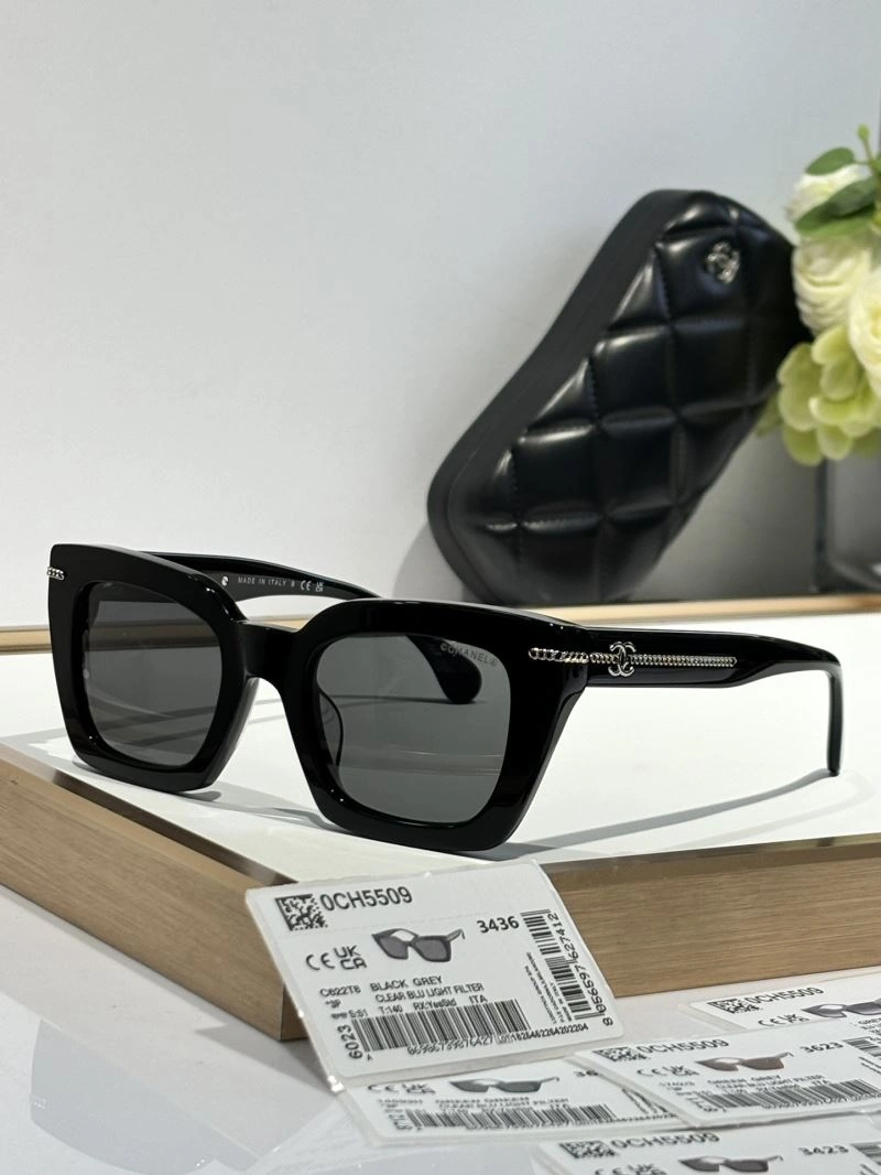Fashionable Chanel Sunglasses 278441