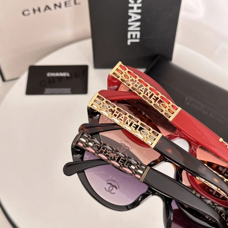 Sleek Chanel Sunglasses 278426