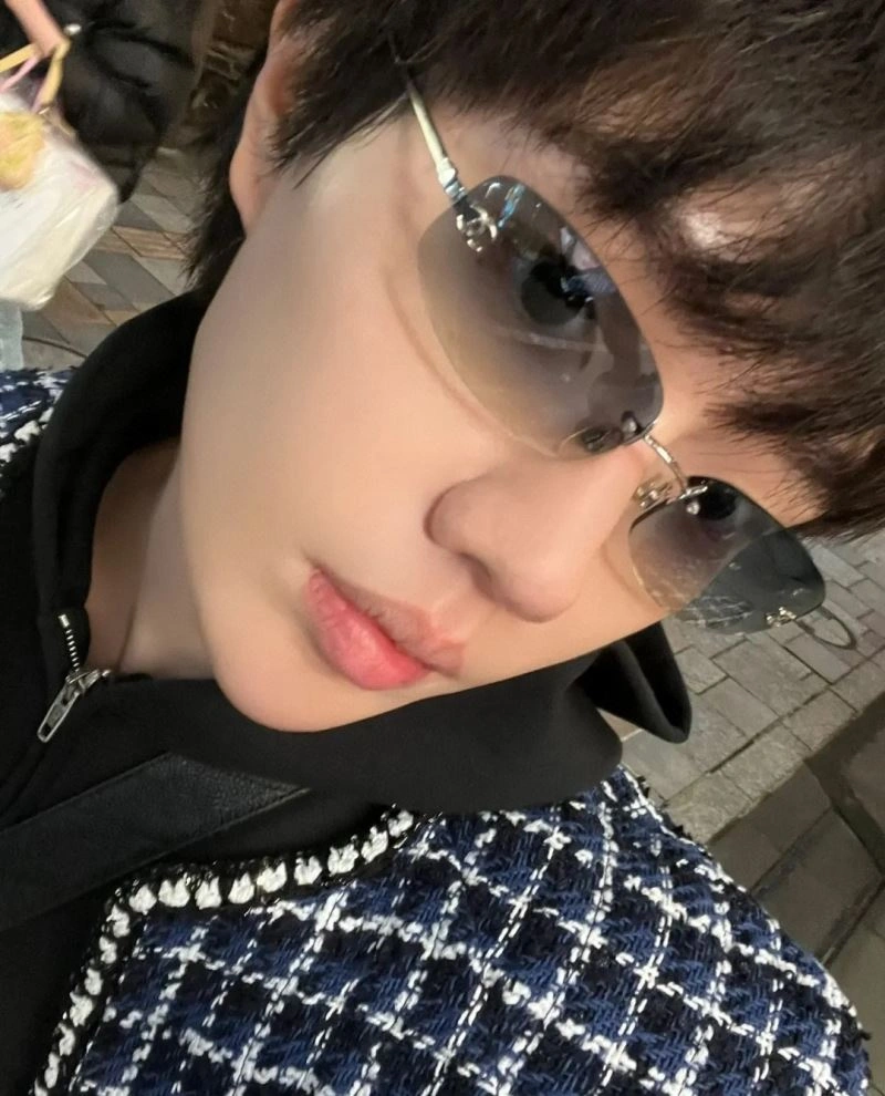 Chic Chanel Sunglasses 278396