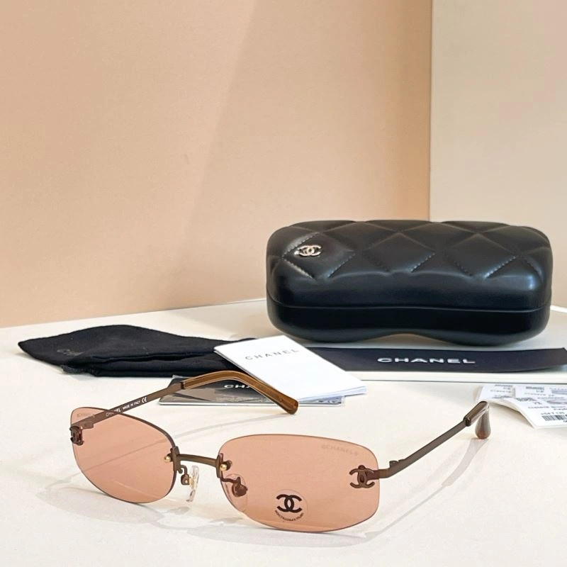 Chic Chanel Sunglasses 278396