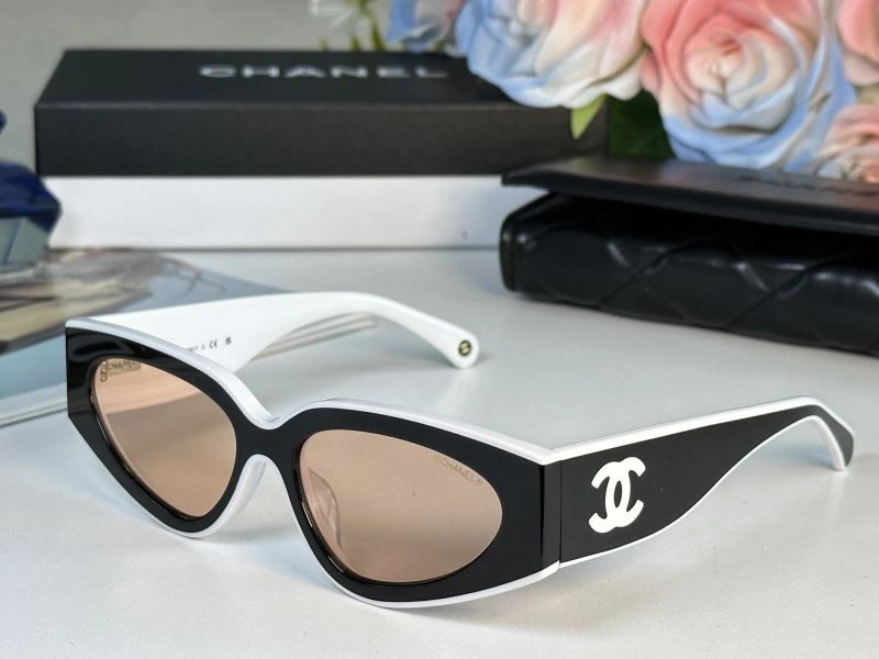 Chanel Sunglasses Bold 278376