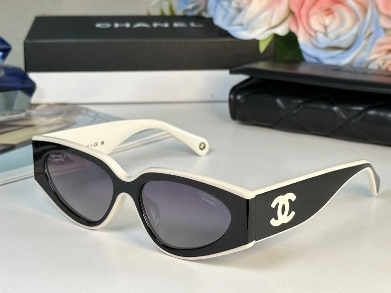 Chanel Sunglasses Bold 278376