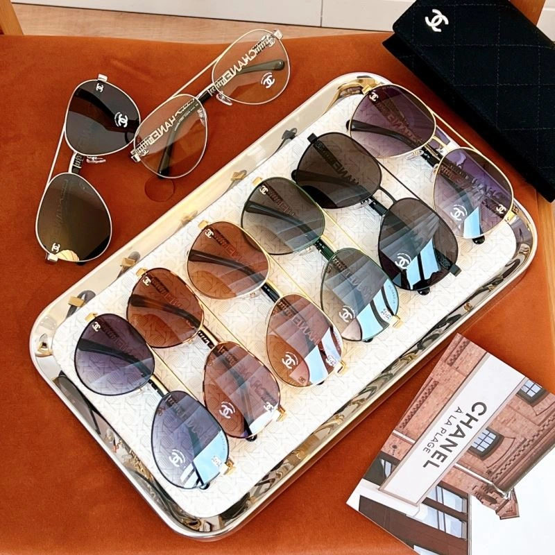 Chanel Sunglasses EasyMatch 278404
