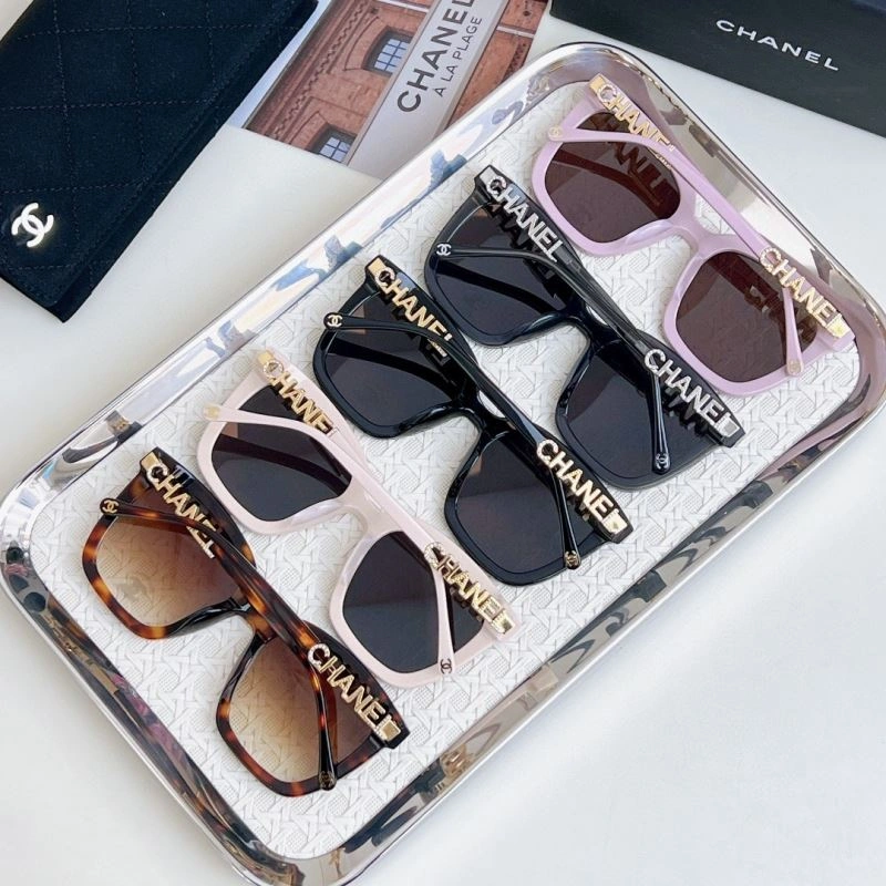 Chanel Sunglasses Bold 278393