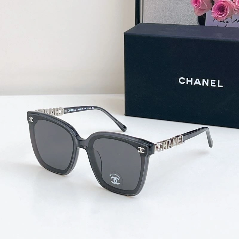 Chanel Sunglasses Bold 278393