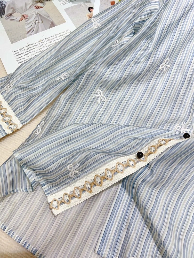 Minimalist Chanel Sunscreen Jacket 108747