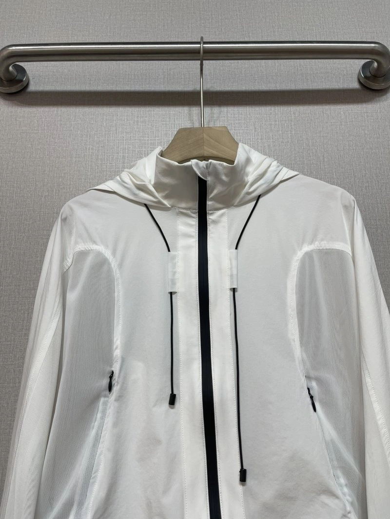 Chanel Sunscreen Jacket Unique 108748