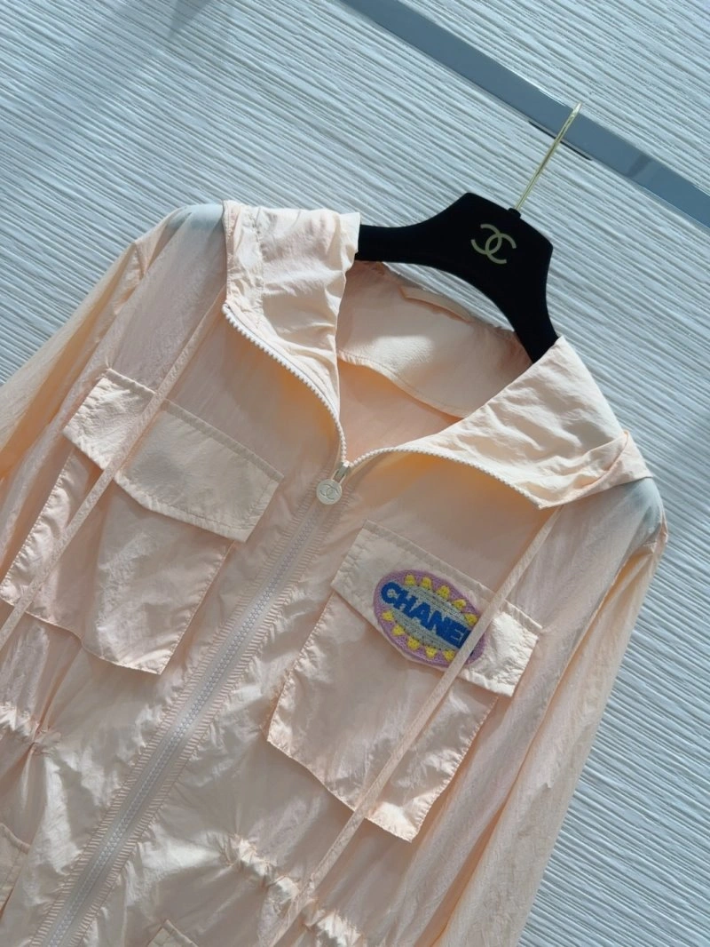Functional Chanel Sunscreen Jacket 110389
