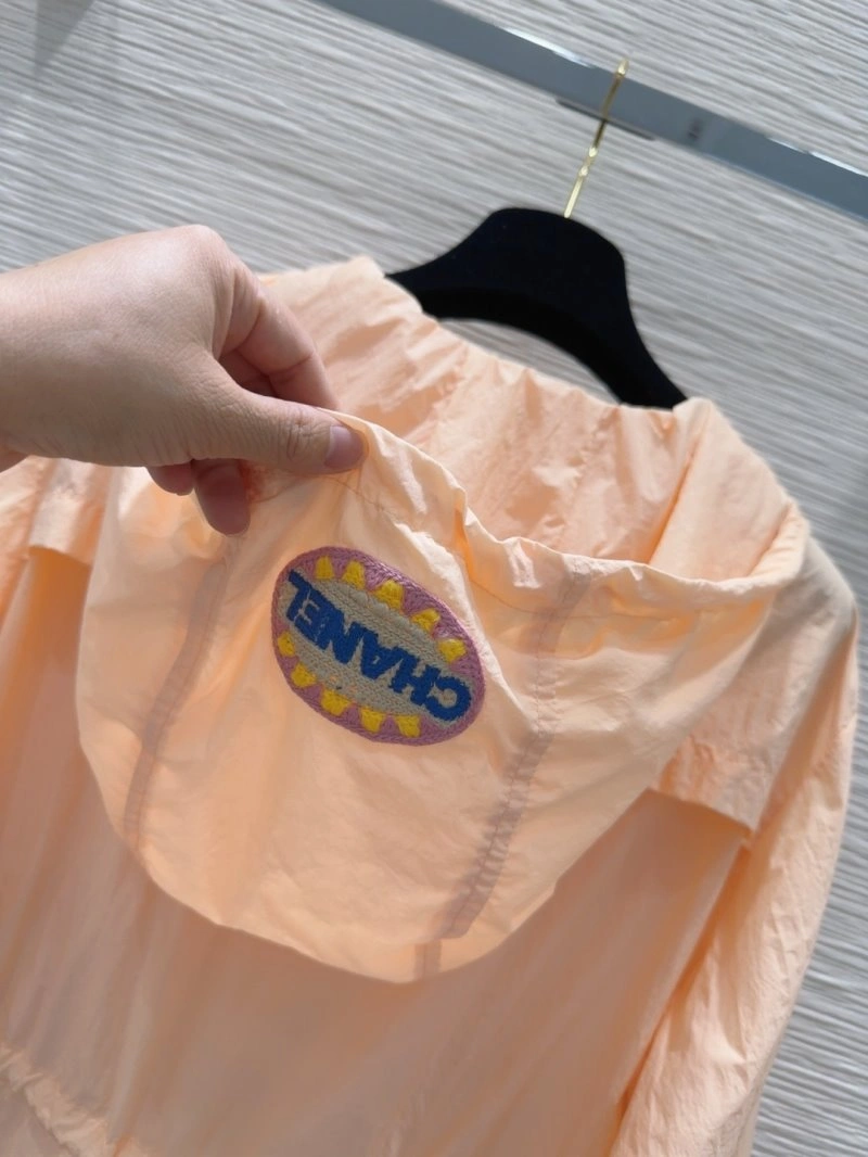 Functional Chanel Sunscreen Jacket 110389