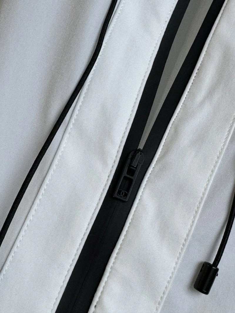 Durable Chanel Sunscreen Jacket 108053
