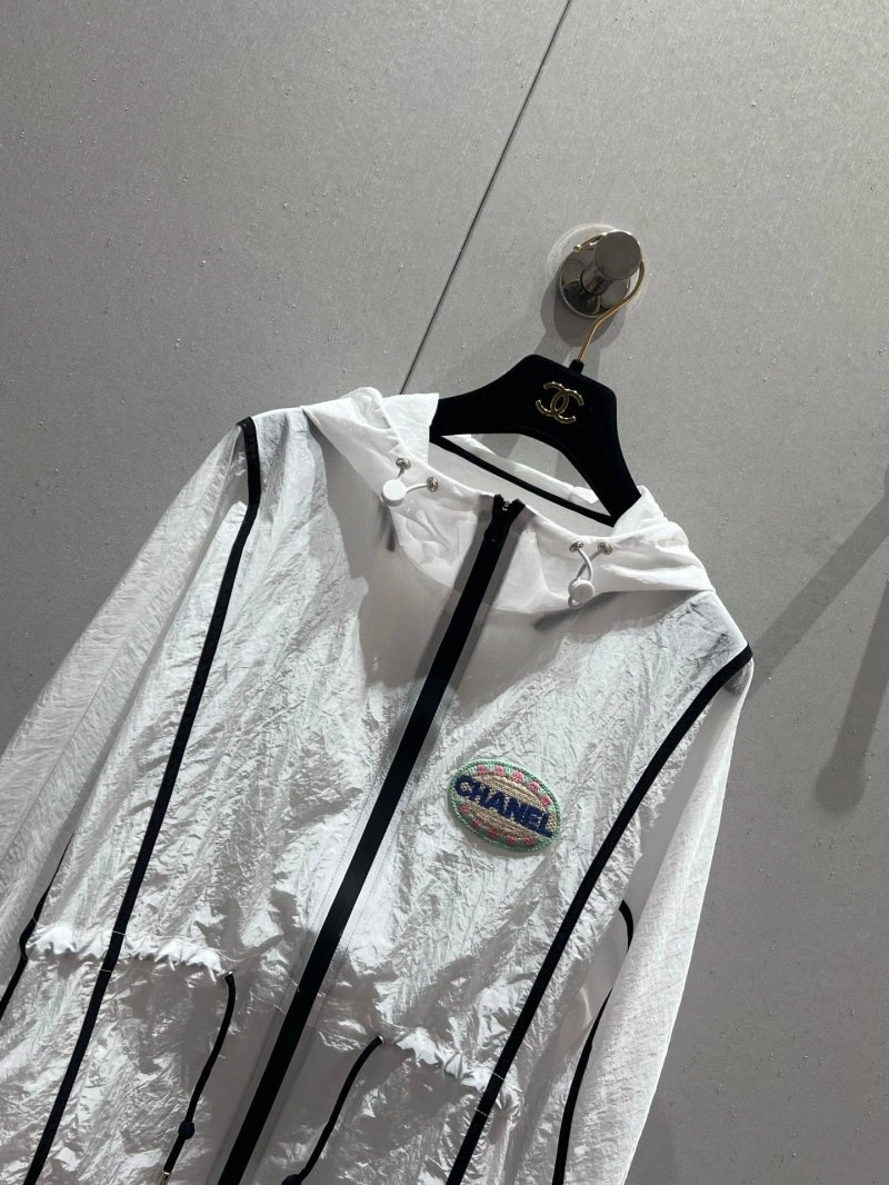 Neat Chanel Sunscreen Jacket 108064