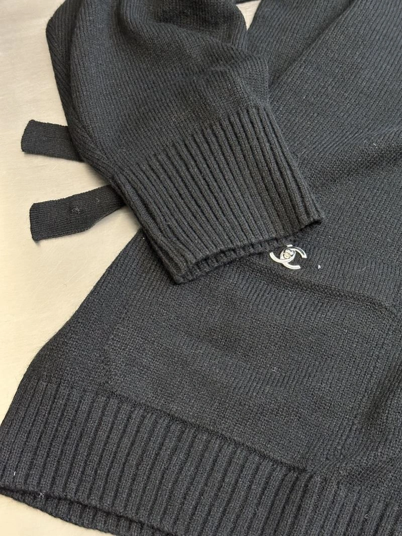 Breathable Chanel Sweaters 111397