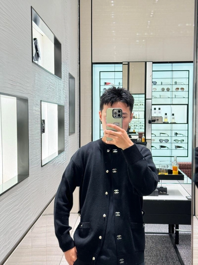 Breathable Chanel Sweaters 111397