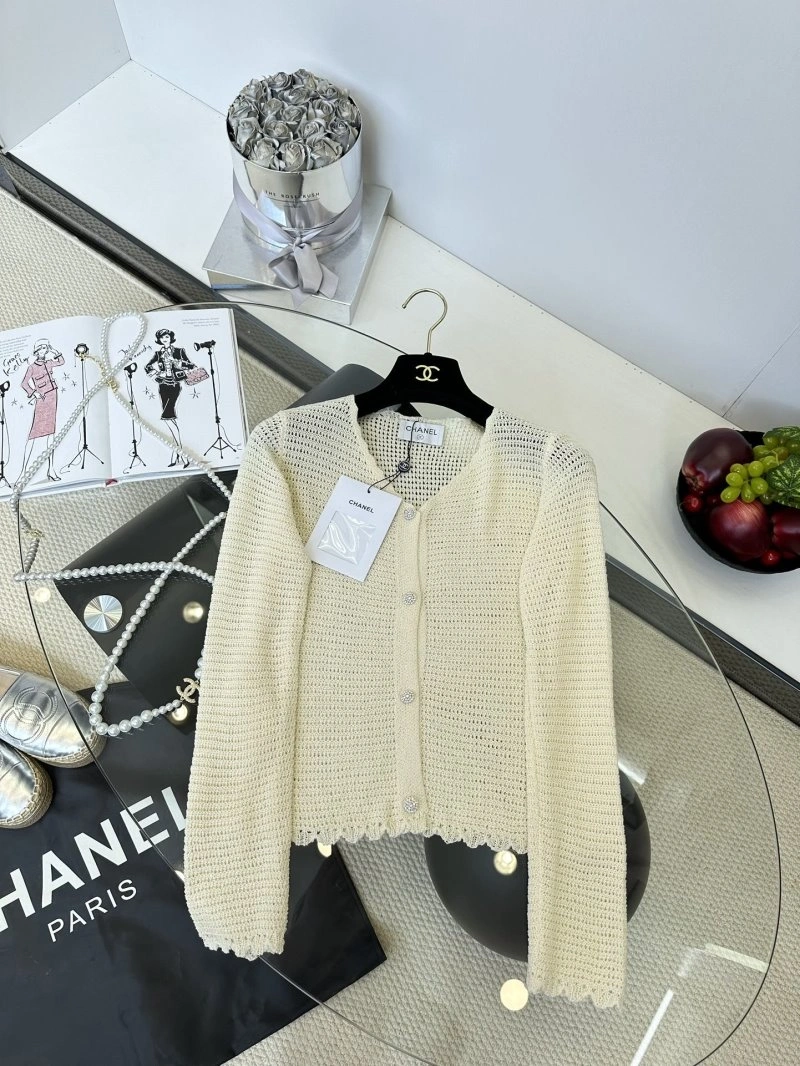 Original Chanel Sweaters 110397