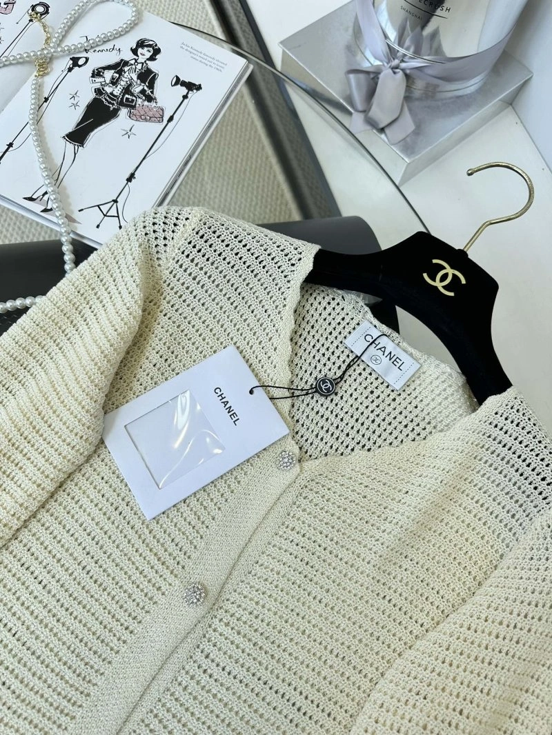 Original Chanel Sweaters 110397