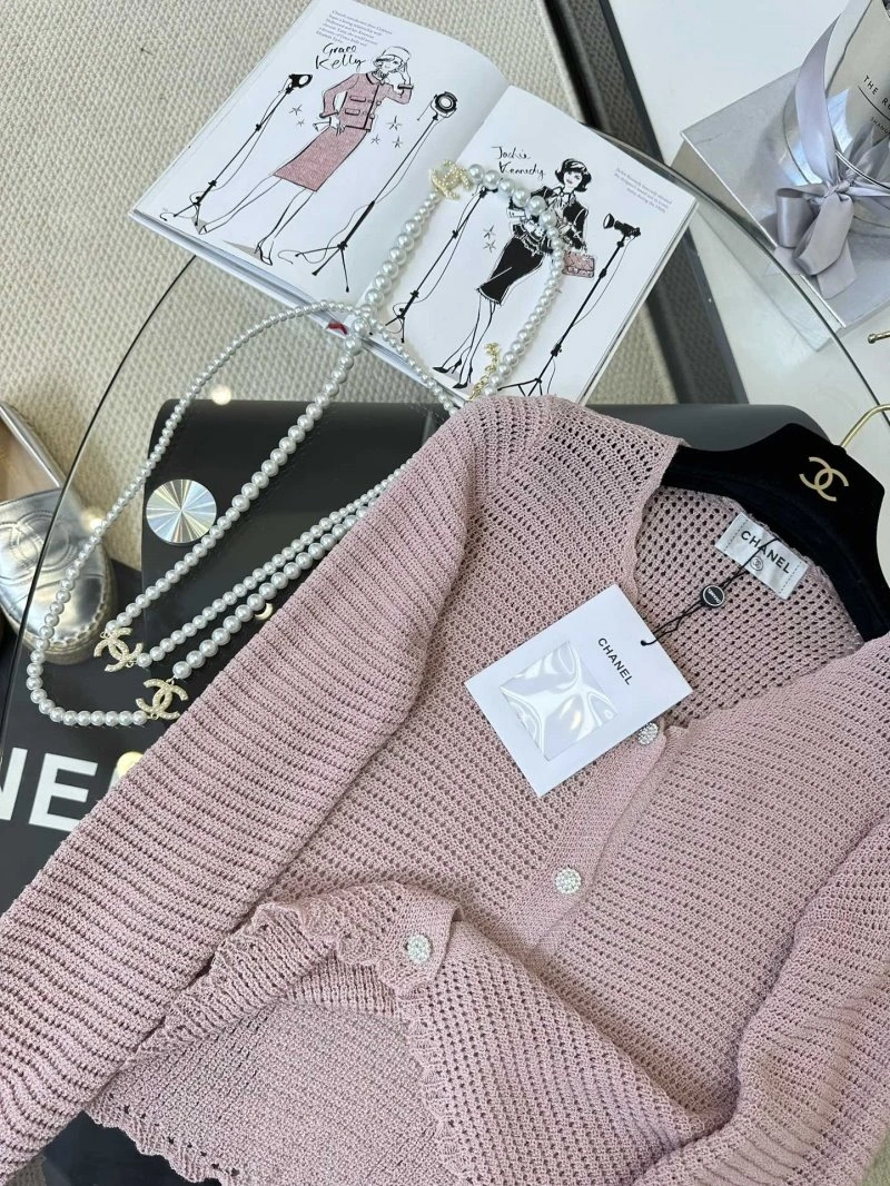Original Chanel Sweaters 110397
