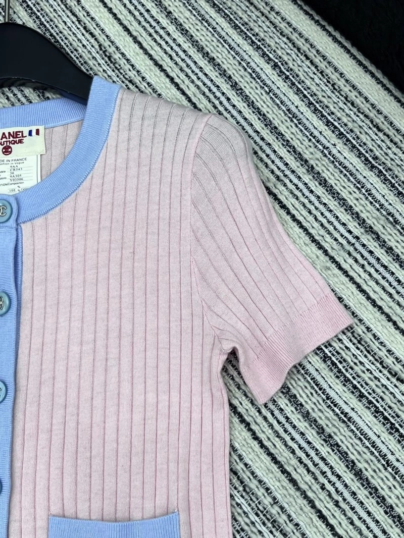 Seasonal Chanel Sweaters 110375
