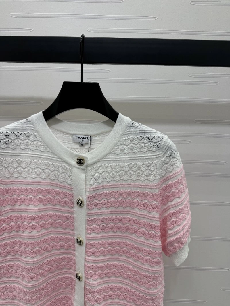 FashionForward Chanel Sweaters 110376