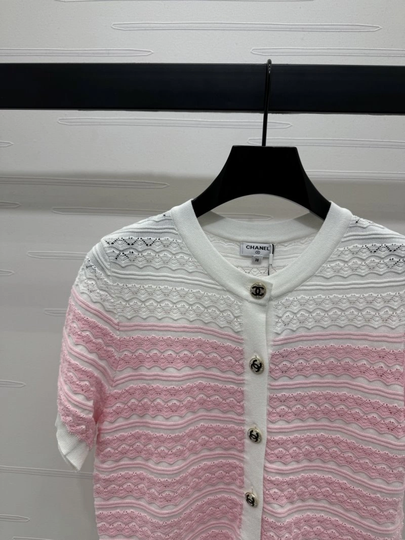 FashionForward Chanel Sweaters 110376