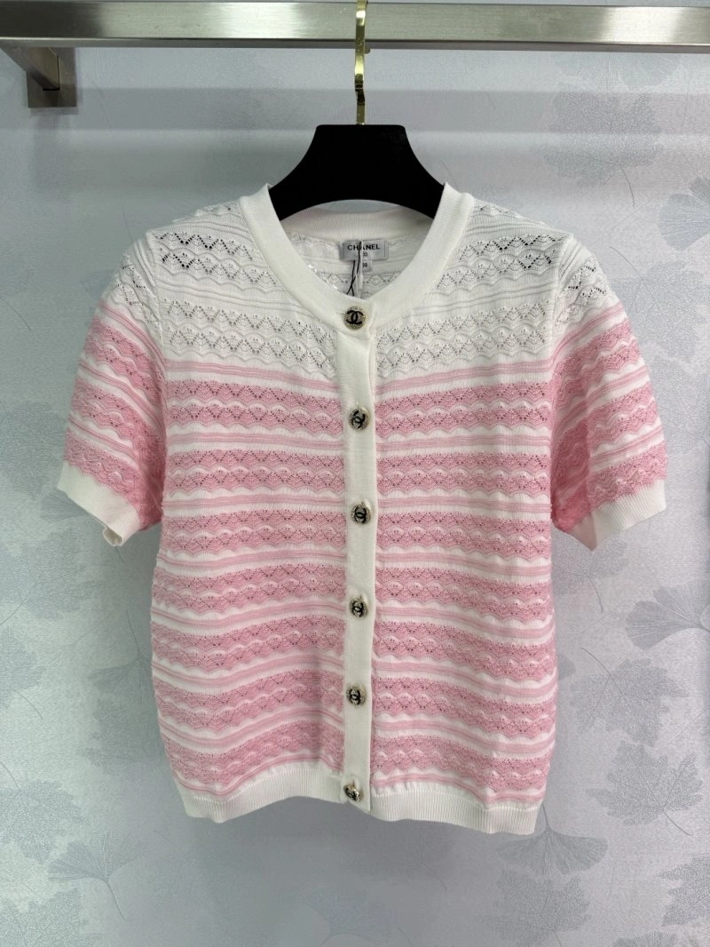 Chanel Sweaters Snug 110394