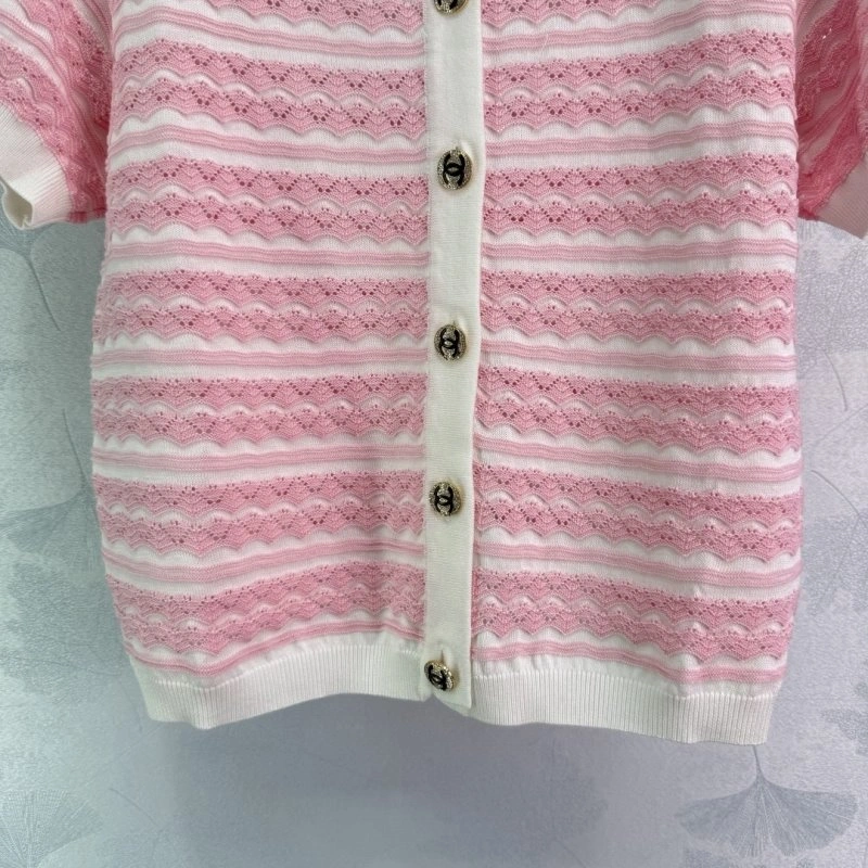 Chanel Sweaters Snug 110394