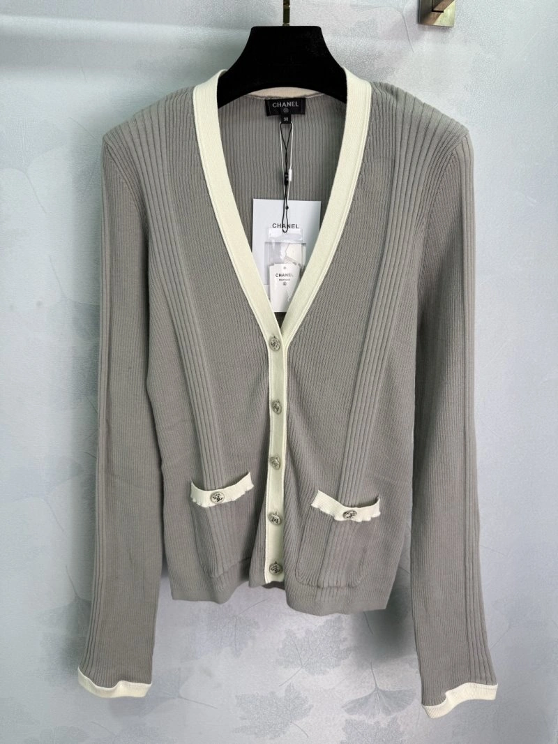 MultiPurpose Chanel Sweaters 110369