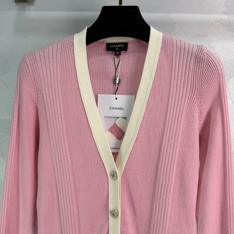 MultiPurpose Chanel Sweaters 110369