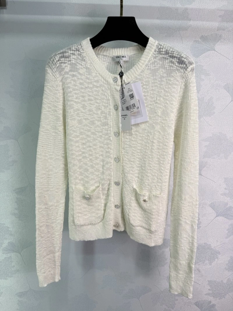 Classic Chanel Sweaters 110379